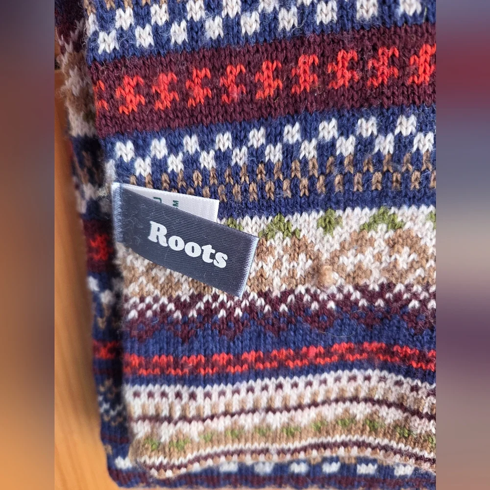 Roots Women's Wool Blend Blue & Beige Fair Isle Scarf - Picture 2 of 4
